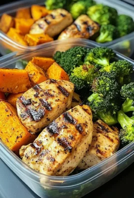 Chicken, Sweet Potato & Broccoli Meal Prep Bowls