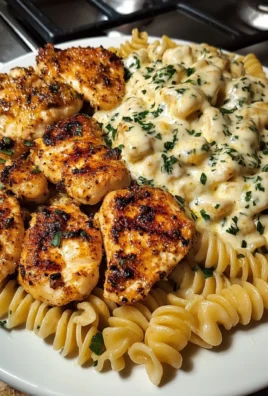 Creamy Garlic Chicken and Rotini with Mozzarella Alfredo