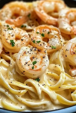 Creamy Garlic Shrimp Alfredo Pasta
