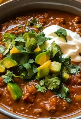 Crockpot Spicy Queso Beef Chili