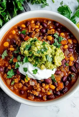 Simple Crockpot Vegetarian Chili Recipe