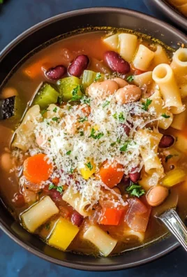 Slow Cooker Minestrone Soup